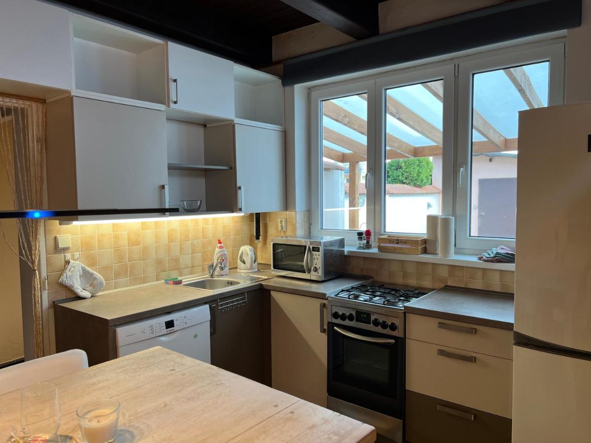 Samostatny Dum Se Zahradou Holiday home *